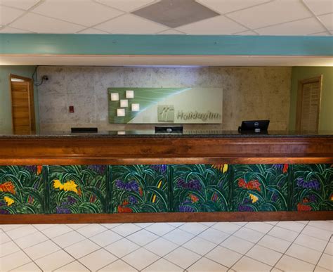 Resort is located in 2 km from the centre. Holiday Inn Key Largo (Key Largo, FL): What to Know BEFORE ...