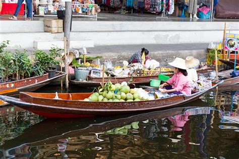 Pasar Terapung Damnoen Saduak Thailand Ini Pasar Terapung Di Thailand