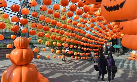 Halloween Celebrations In China Prompt Panic Over Traditional Holidays