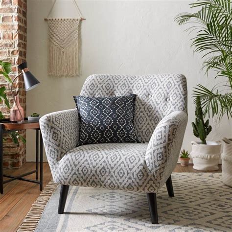 When you need extra seating and accent chairs for living room, family room or den, take a seat and shop online. Affordable Accent Chairs - The Furniture Co
