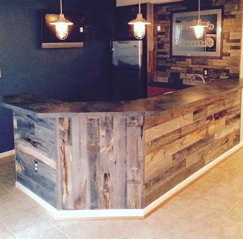 Beautiful Bar Would Love To Do This When We Finish Out Basement Bar