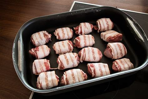 Schweinemedaillons im Speckmantel mit Sahne Sauce Rezept