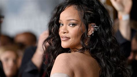 Otro Hito En Su Carrera Rihanna Se Convirtió En La Mujer Con Más Seguidores En Twitter — Radio