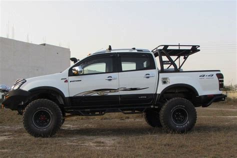 Bulanan kereta isuzu 4x4 d'max. Isuzu D-Max V-Cross 4x4 modified monster truck by Azad4x4 ...