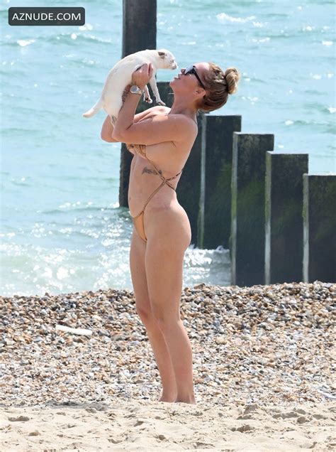 Aisleyne Horgan Wallace Enjoys A Day Out At The Beach In