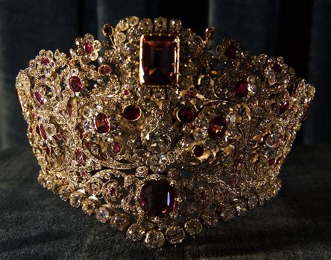 The Bavarian Ruby And Spinel Parure The Court Jeweller