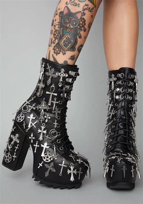 Widow Idol Worship Charm Boots Goth Shoes Platform Shoes Sneakers