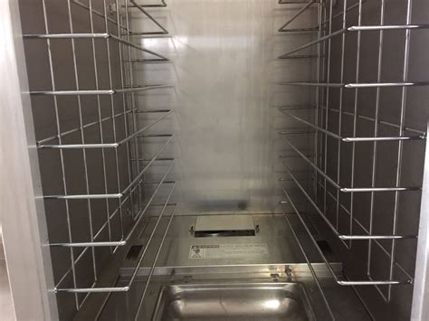 Maintain prepared food items at the appropriate serving temperatures until you are ready with food holding or warming equipment. Used Metro C519-PFC-U- Heated Proofing Warming Holding ...