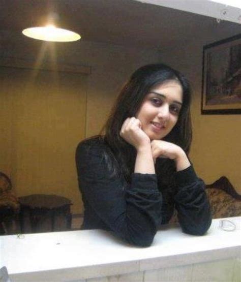 pakistani girl ayesha from lahore mobile number