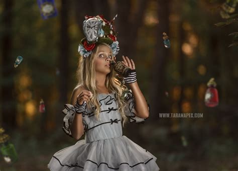 Here Are My Pics Of My Alice In Wonderland Photoshoot Which Took Months To Make Bored Panda