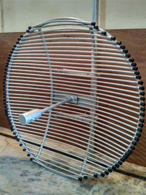Grid Parabolic Dish Antenna Secantenna