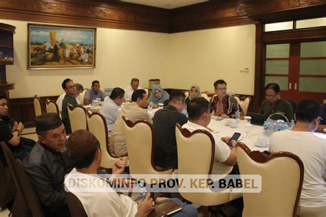 Pj Gubernur Suganda Pimpin Rapat Evaluasi Kinerja Provinsi Kepulauan