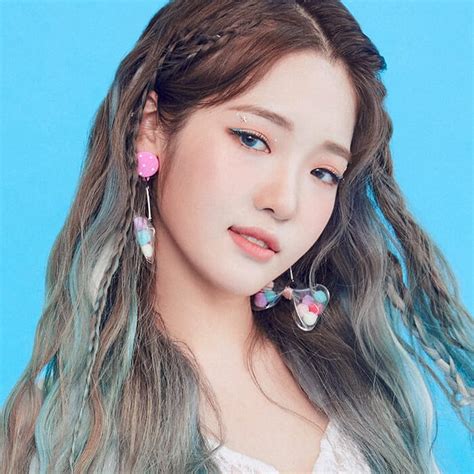 Performances by oneus, fromis_9, and more. fromis_9 Profile: Official Group Name for 'IDOL School ...