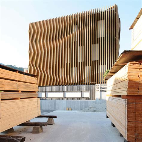 Modus Architects Wraps Damiani Holz And Ko Office In Waving