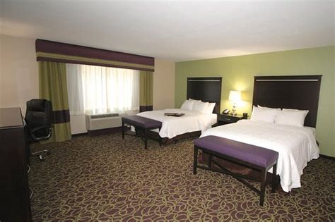 Hampton Inn And Suites Sandusky Milan Updated 2018 Prices And Hotel
