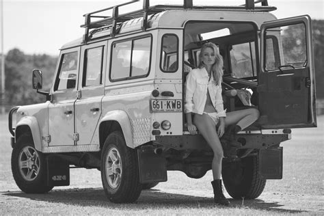 Nothing Sexier Than A Gorgeous Girl In A Land Rover Defender Airows