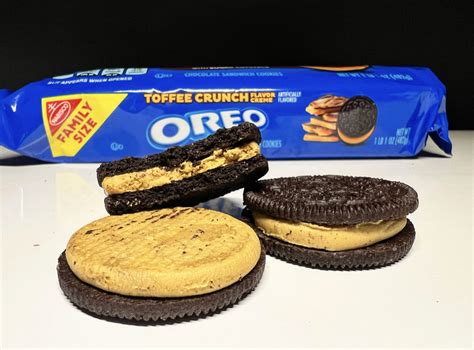 REVIEW Nabisco Toffee Crunch Oreos Junk Banter