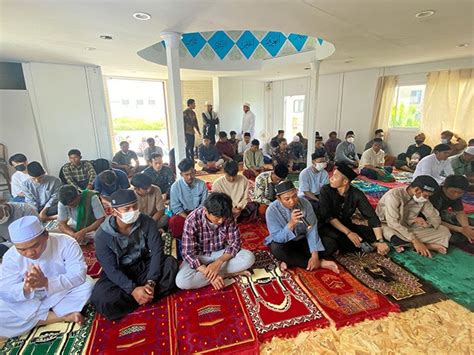 Mosque In Northern Japan A Lifeline For Muslim Interns The Asahi