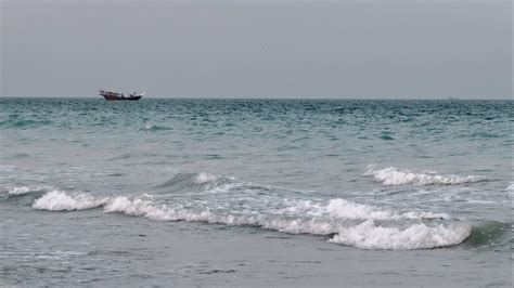 Unveiling Duqm Beach II Oman's Coastal Jewel - YouTube