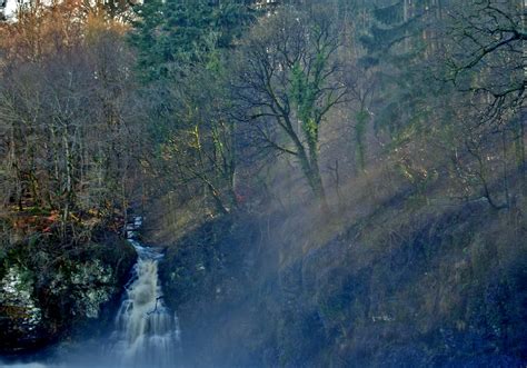 Falls Clyde Falls In Spate Ian Robertson Flickr