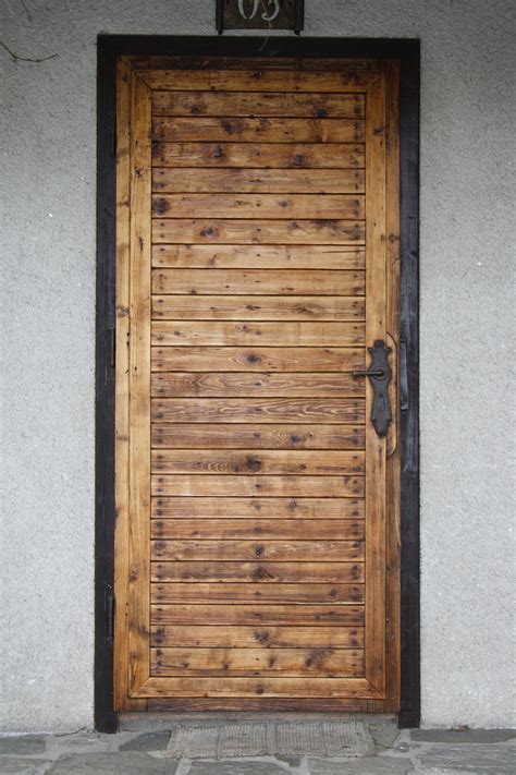 Old Fashioned Wooden Front Doors Old Wooden Doors Wood Doors Interior Old Wood Doors
