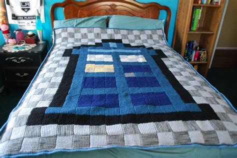 Doctor Who Tardis Custom 8bit Entrelac Crochet Blanket Etsy Doctor