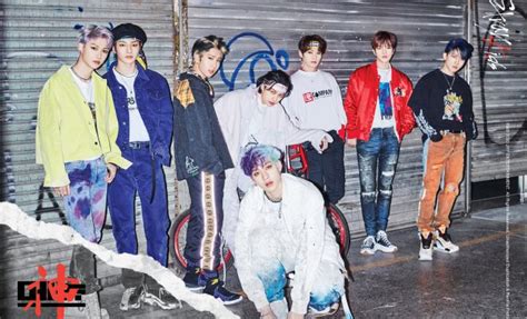 Please like or reblog if you save it!! Stray Kids Gets Ready To Serve From "God's Menu" With ...