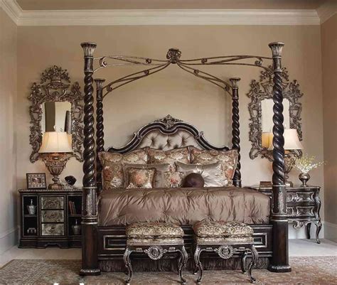 King bedroom sets are ideal for houses with large rooms and vast spaces. How to Buy King Size Canopy Bed? - MidCityEast