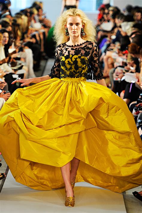 Oscar de la renta), наст. Eye on Couture: Oscar de la Renta gives Spring/Summer 2012 ...