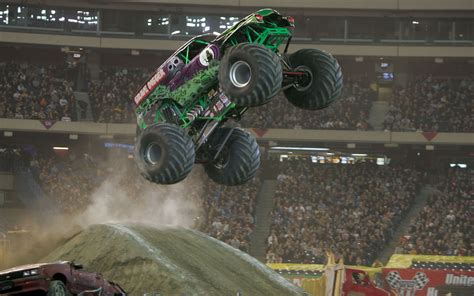 Monster Truck Wallpapers Top Free Monster Truck Backgrounds