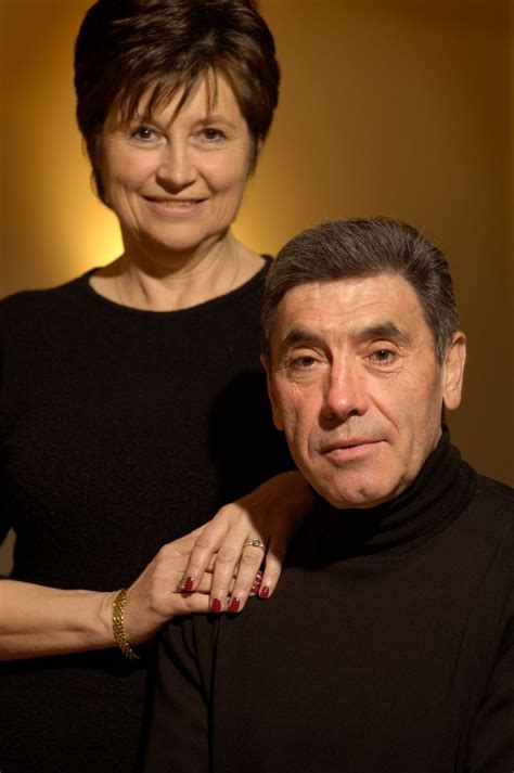 On 5 december 1967 merckx married acou after four years of courtship. 'Het was soms zenuwslopend, maar we hebben het overleefd ...