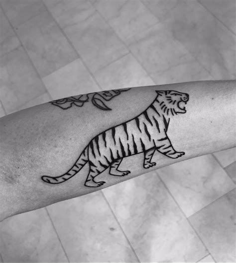 Tiger Tattoo On Forearm Tiger Tattoo Forearm Tattoos Minimalist