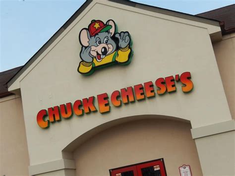 Commack Chuck E Cheeses Closes After Losing Lease Newsday