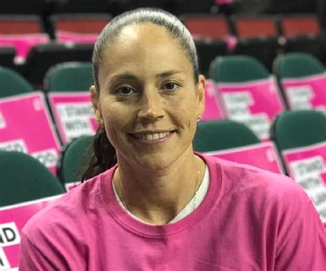 Bird posted a photo on instagram of since bird revealed the two were dating, the seattle sports stars became an iconic couple within the. Sue Bird Biography - Facts, Childhood, Family Life ...