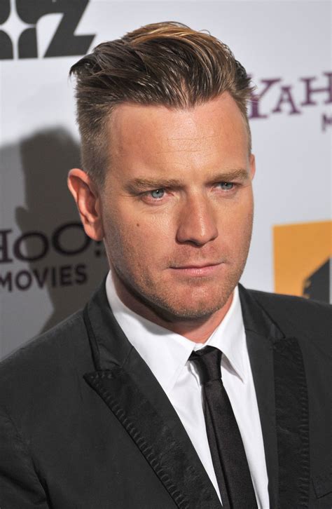 Undercut hairstyles are the ancient hairstyles that people used to wear several decades ago. 25+ Stylish Undercut Hairstyle Variations: A Complete Guide