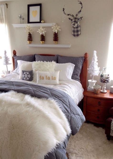 37 Beautiful Winter Bedroom Decor Ideas Hmdcrtn