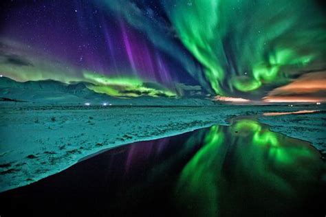 Incredible Images Show Northern Lights Illuminating Icelands Night Sky
