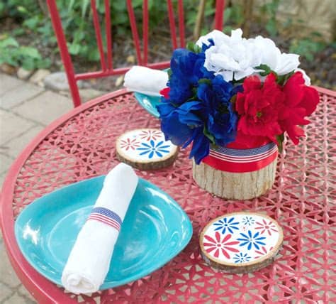 Dave and i are thrilled to show you some see the patriotic flag wall art? Floral Fourth of July Table Decor DIY