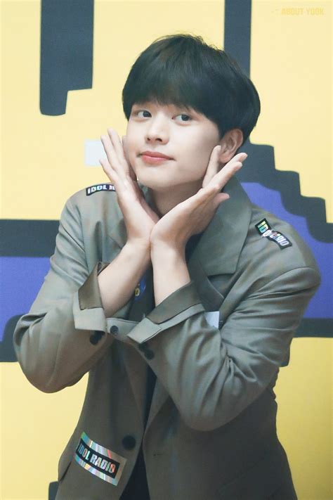 Sungjae falls for kim so hyun. ABOUT YOOK on Twitter in 2020 | Sungjae btob, Sungjae ...