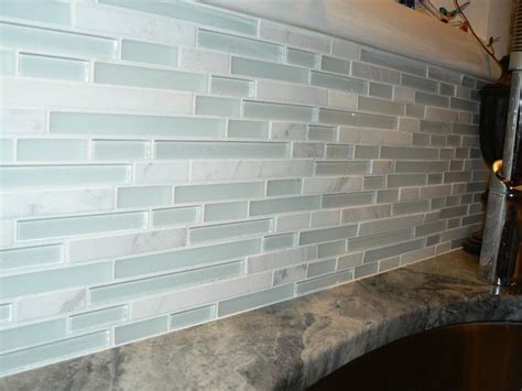 See more ideas about glass tile, glass tile backsplash, tile backsplash. Awesome Beach Glass Backsplash With Various Patterns ...