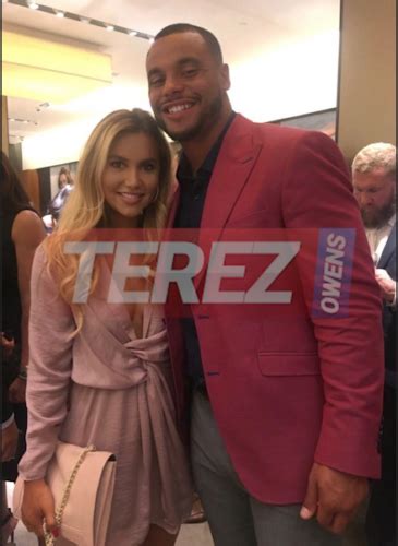 Dak Prescotts New Girlfriend Is As Hot As Youd Expect The Girlfriend