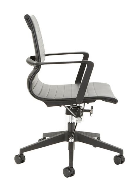 Black Low Back Conference Room Chair With Arms Quti By Beniia
