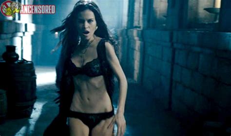 Christine Danielle Nuda ~30 Anni In Underworld Evolution