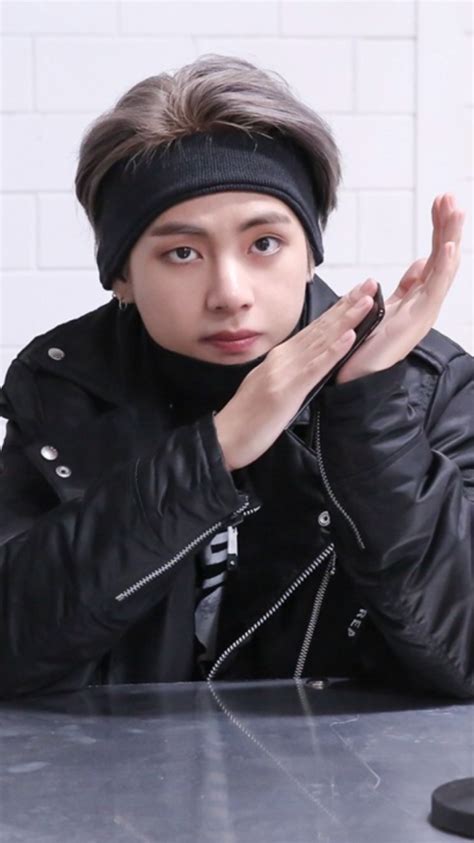 BTS Wallpapers — taehyung headband wallpapers ðŸ¤™ please like/reblog...