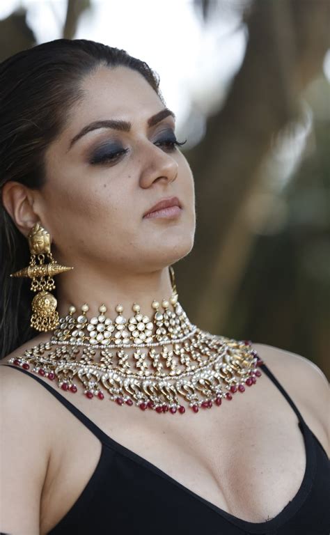 Последние твиты от hot south indian actress (@hotbollywood6). Tollywood Actress Sakshi Chaudhary in Bikini - South ...