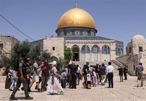 Non Muslims To Be Barred From Visiting The Temple Mount During The End Of Ramadan The Times Of