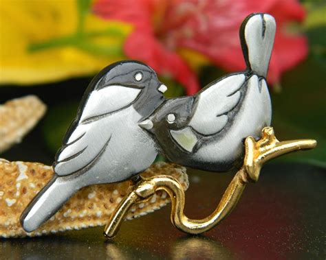Vintage Chickadee Nuthatch Bird Figural Brooch Pin Mark Shields Pewter