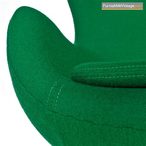The egg chair looks exquisite both as a standalone piece and when used in combination with its the mint green walls, the light gray curtains, the blue sofa and the textured rug in the living room all add. Green Felted Wool Arne Jacobsen for Fritz Hansen Egg Chair