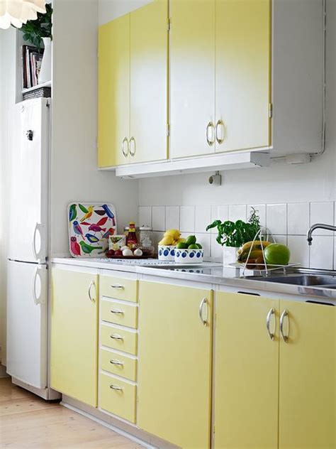 Bedroom colors and moods for colorful walls. 27 Yellow Kitchen Decor Ideas To Raise Your Mood - DigsDigs