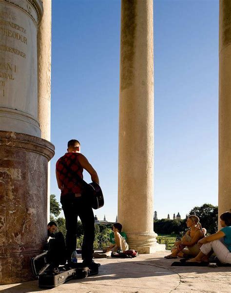 Der englische garten ist münchens grüne lunge und eine der weltweit größten parkanlagen. Englischer Garten mit bayrisches Flair genießen - nahe ...